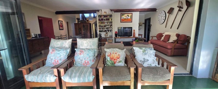 6 Bedroom Property for Sale in Franskraal Western Cape